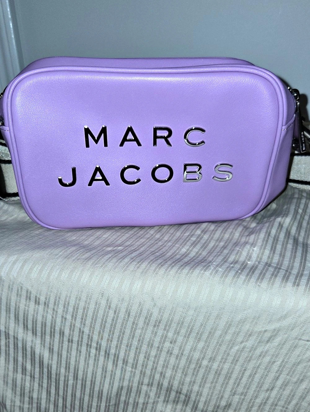 Marc Jacobs The Snapshot Crossbody Bag in Purple
